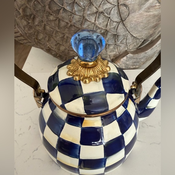 New MacKenzie Childs 2 quart Enameled Whistle Tea Kettle Courtly Blue check - Picture 4 of 9